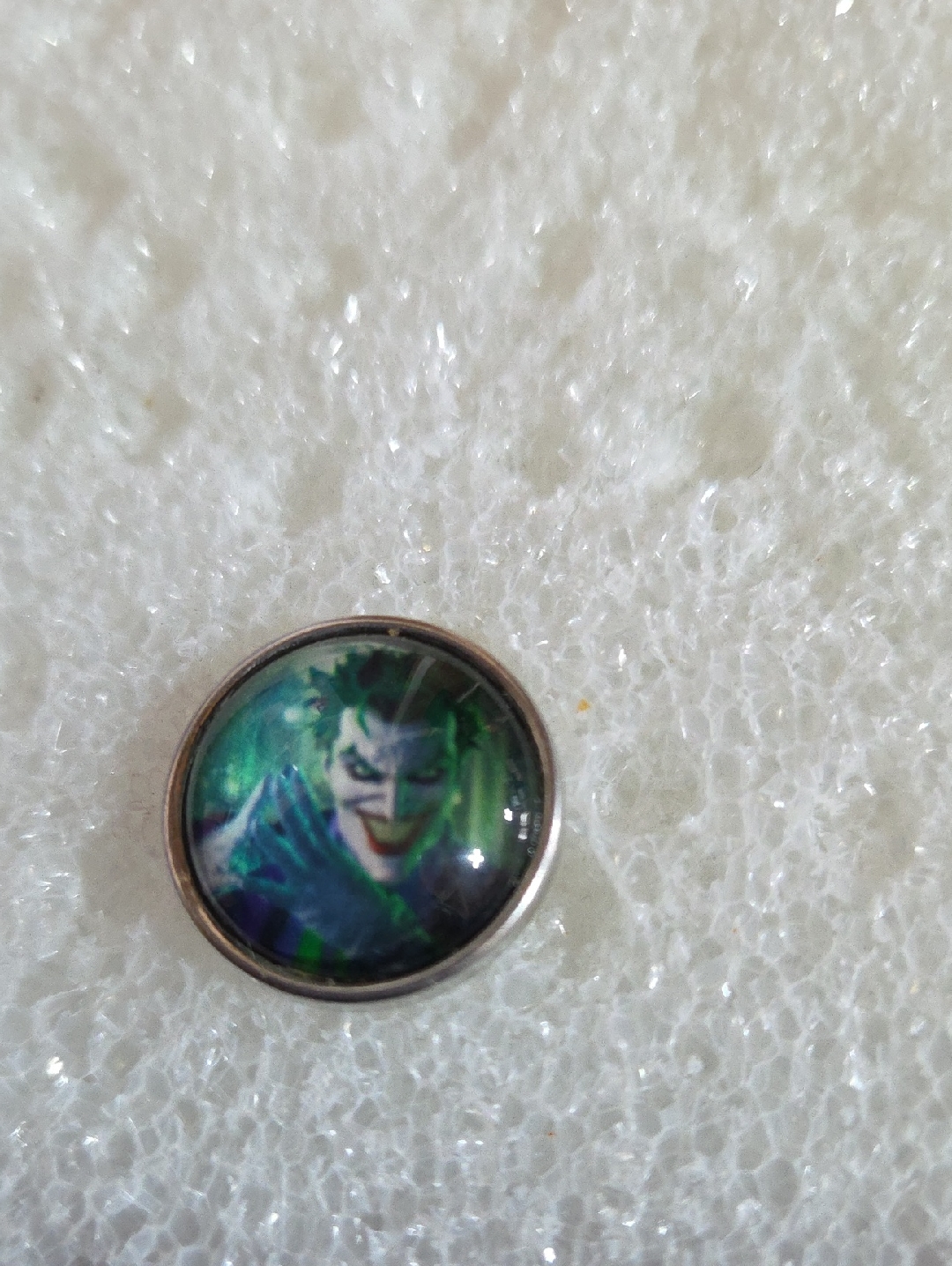 Joker Ginger Snap Charm - Green Accent 18mm
